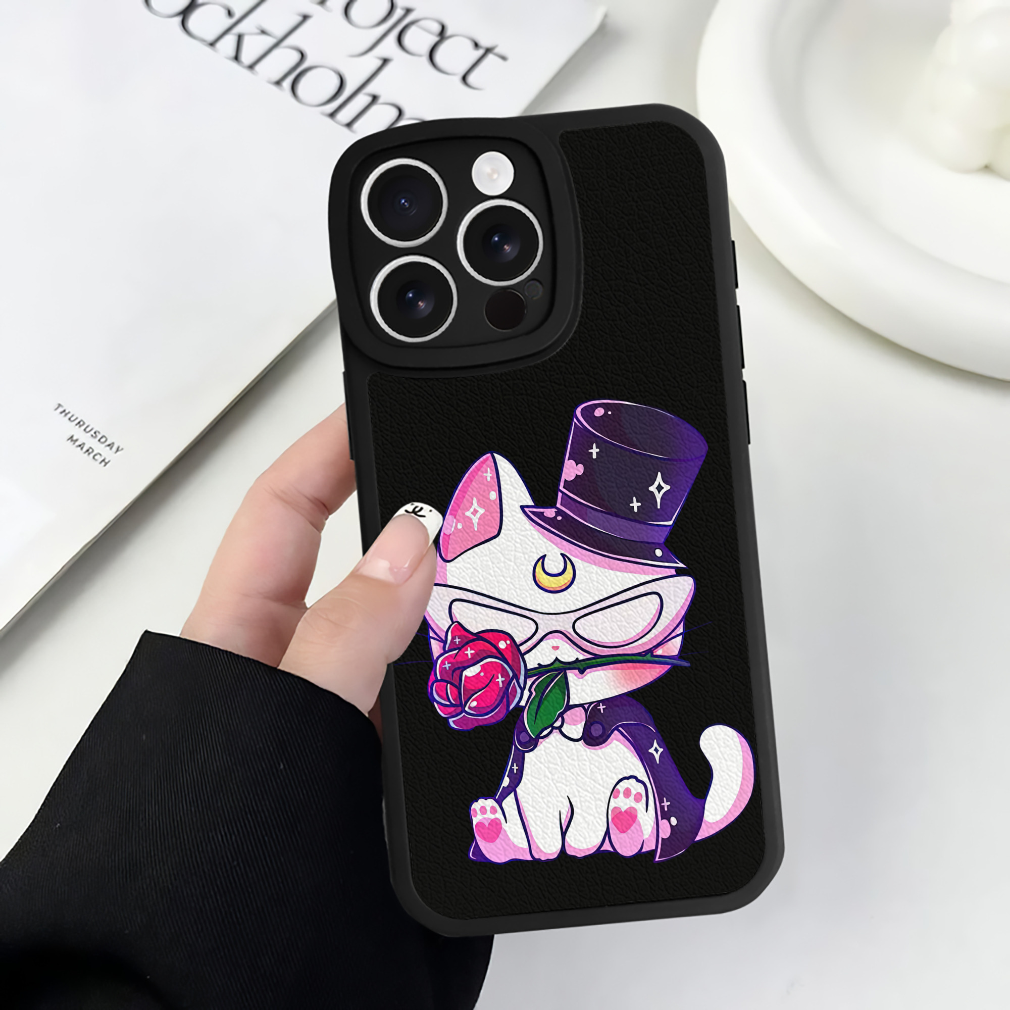 （画像用） 美少女戦士セーラームーン Sailor Moon 【iPhone 16シリーズ対応】シリコンスマホケース（レザー調） 材質：シリコン